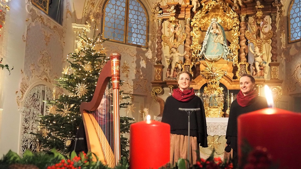 Weihnachtssingen 2023 auf dem Hohen Peißenberg: Früahdirndl | Bildquelle: BR/Amelie Völker