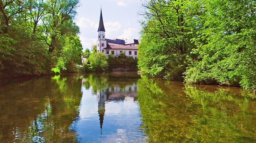 Schloss Pertenstein bei Traunwalchen. | Bildquelle: BR/Dieter Nothhaft