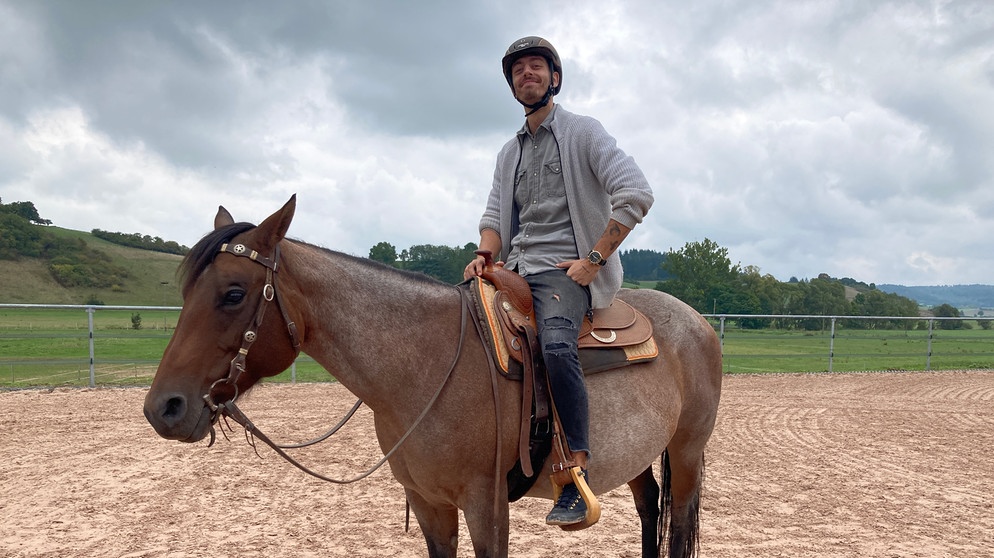 Jason bei den Quarter Horses | Bildquelle: BR/Steffi Wolf