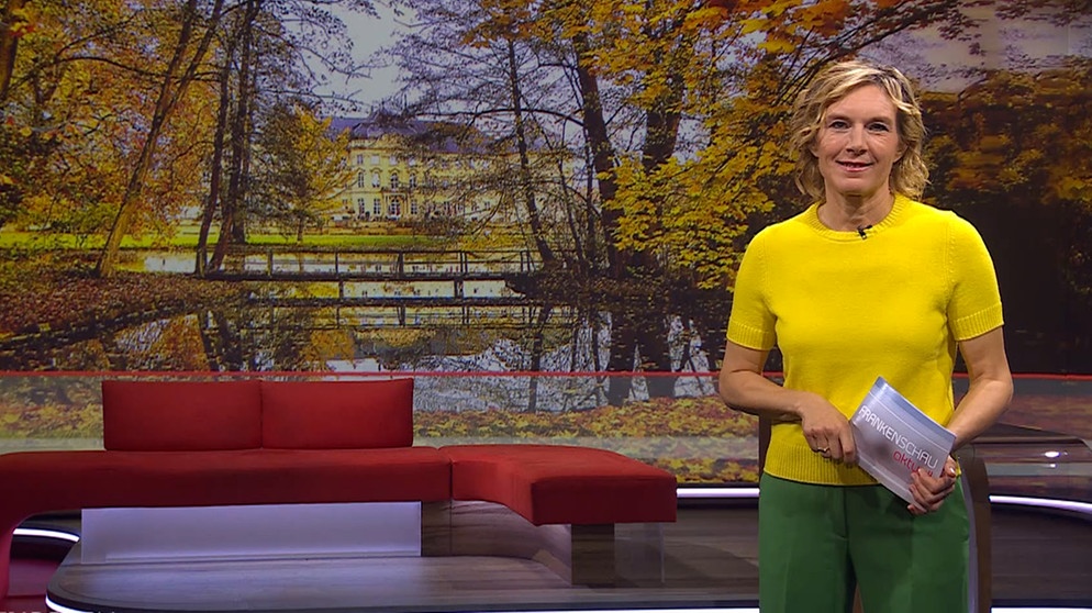 Julia Büchler moderiert die Frankenschau aktuell. | Bildquelle: BR