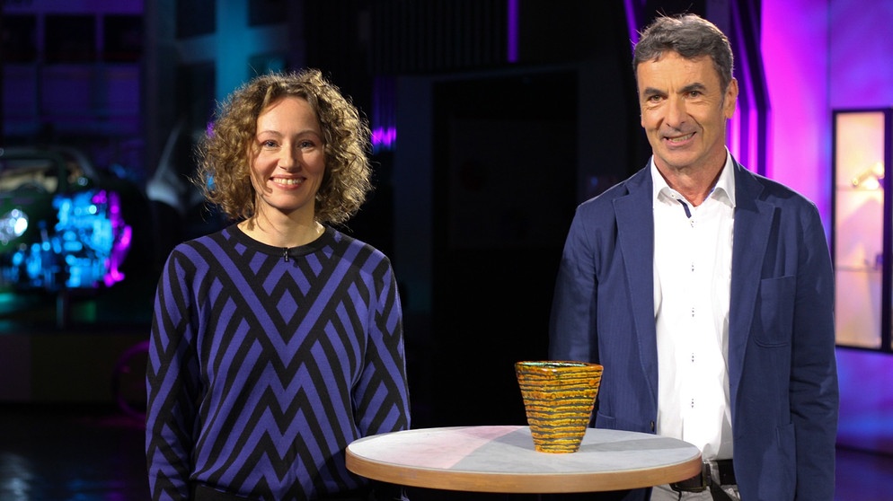 Das "Kunst + Krempel"-Expertenteam für Design: Katharina Marchgraber und Dr. Josef Straßer | Bildquelle: BR