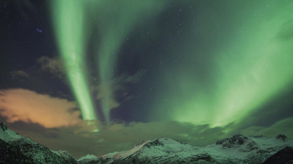 Nordlichter auf den Lofoten, Norwegen, Foto: Jonas Krüger, (c)MEV_Aktuelles Fotoarchiv_120 | Bildquelle: MEV/Jonas Krüger
