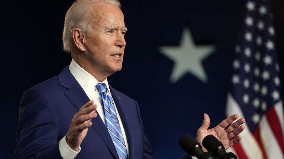 04.11.2020, USA, Wilmington: Joe Biden, Präsidentschaftskandidat der Demokraten, hält in Wilmington eine Rede. Foto: Carolyn Kaster/AP/dpa +++ dpa-Bildfunk +++ | Bildquelle: dpa-Bildfunk/Carolyn Kaster