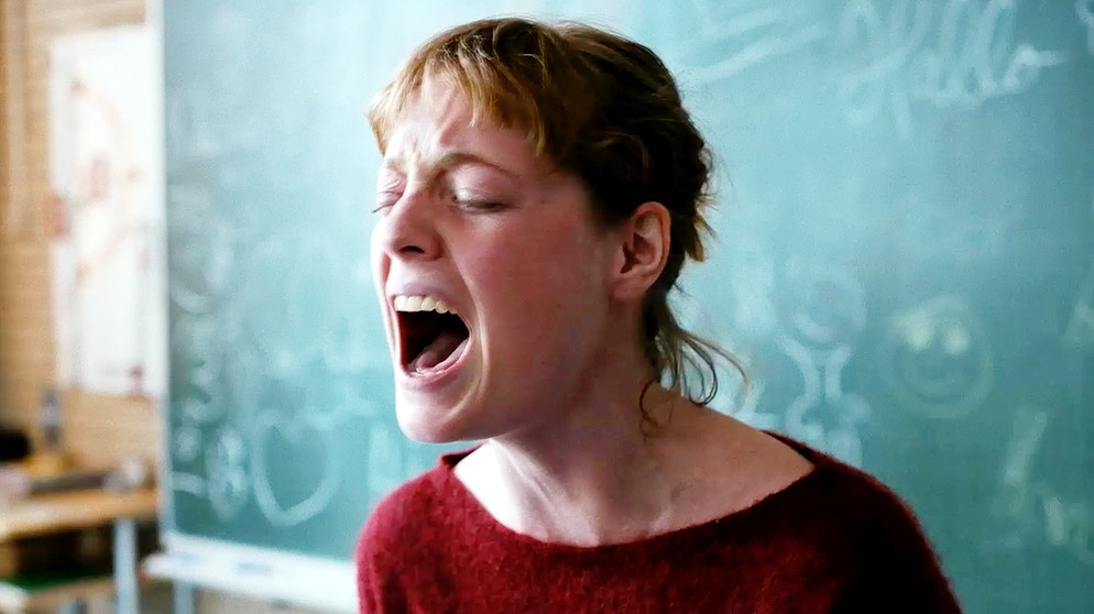 Mikrokosmos Schule als Spiegel unserer Gesellschaft: Der Film „DAS LEHRERZIMMER“ von İlker Çatak | puzzle | Bildquelle: BR