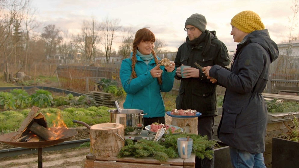 Jahresabchluss im Querbeet-Garten | Bildquelle: BR