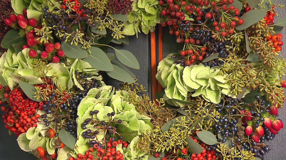 Türkranz aus Beeren | Bildquelle: BR
