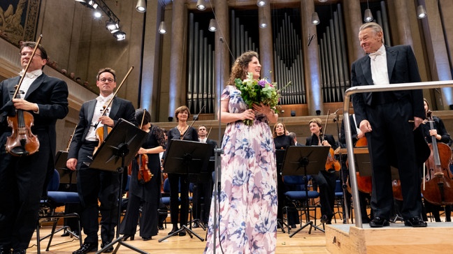 Sarah Wegener und Mariss Jansons | Bildquelle: Astrid Ackermann