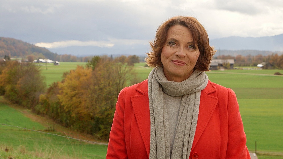 Schwaben + Altbayern-Moderatorin Eva Mayer | Bildquelle: Bayerischer Rundfunk