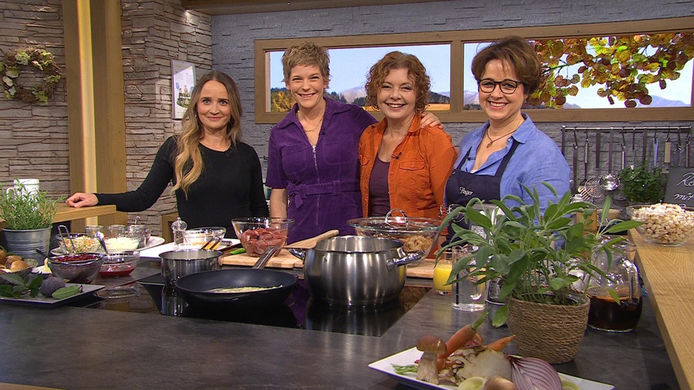 Janne Drücker, Sandra Bouscarrut, Brigitte Goss und Michaela Hager | Bildquelle: BR