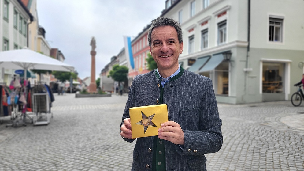 Florian Schrei, Moderator der Sendung "Zwischen Spessart und Karwendel" im BR Fernsehen | Bildquelle: Bayerischer Rundfunk 2024