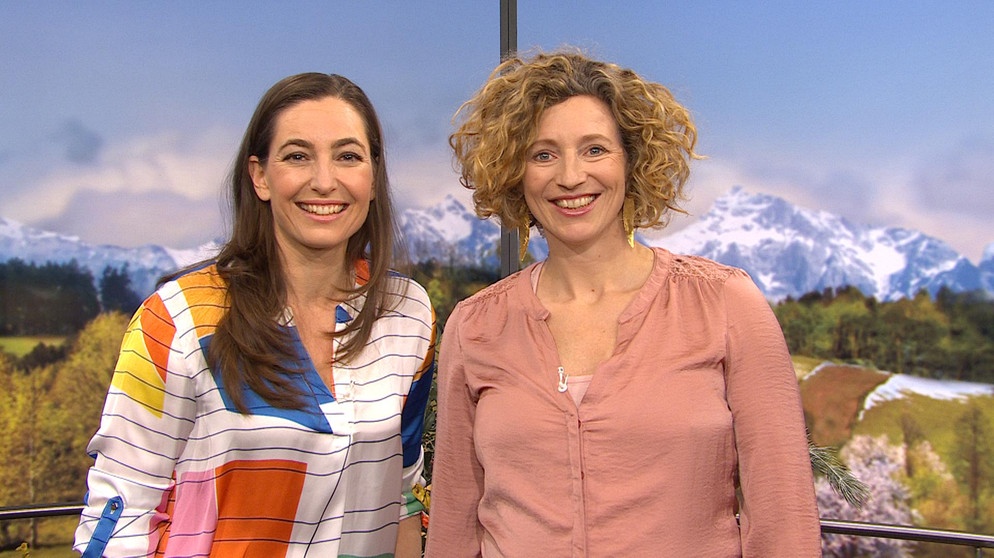 Sendung vom 08.03.2024: Moderatorin Andrea Lauterbach und Bergführerin und Wanderexpertin Nina Schlesener | Bildquelle: BR