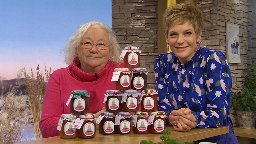 Sendung vom 05.02.2025: Helene Nestler, Gründerin von "Mammalade", und Moderatorin Sandra Bouscarrut | Bildquelle: BR