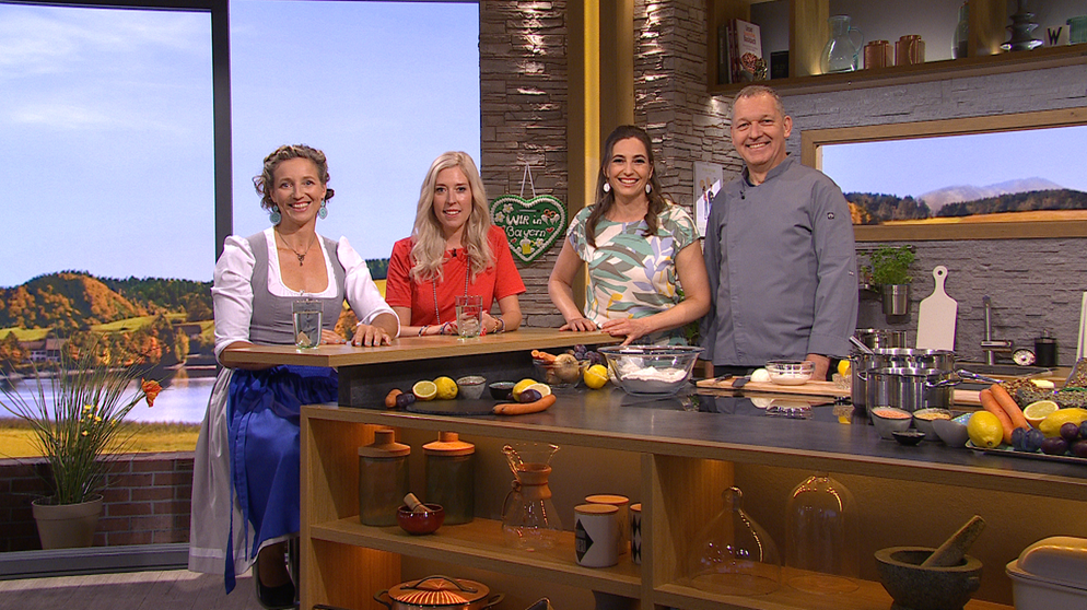 Nina Schlesener,  Kimberly Hagen, Moderatorin Andrea Lauterbach und Alfred Fahr | Bildquelle: Wir in Bayern