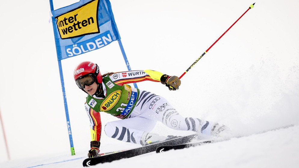 Ski alpin Weltcup in Sölden: Lena Dürr | Bildquelle: dpa-Bildfunk/Jean-Christophe Bott