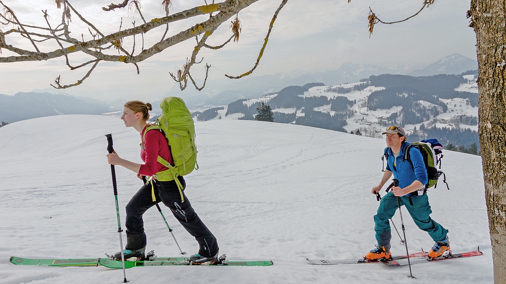 Auf Skidurchquerung in den Chiemgauer Alpen | Bildquelle: Alpin/Andreas Erkens