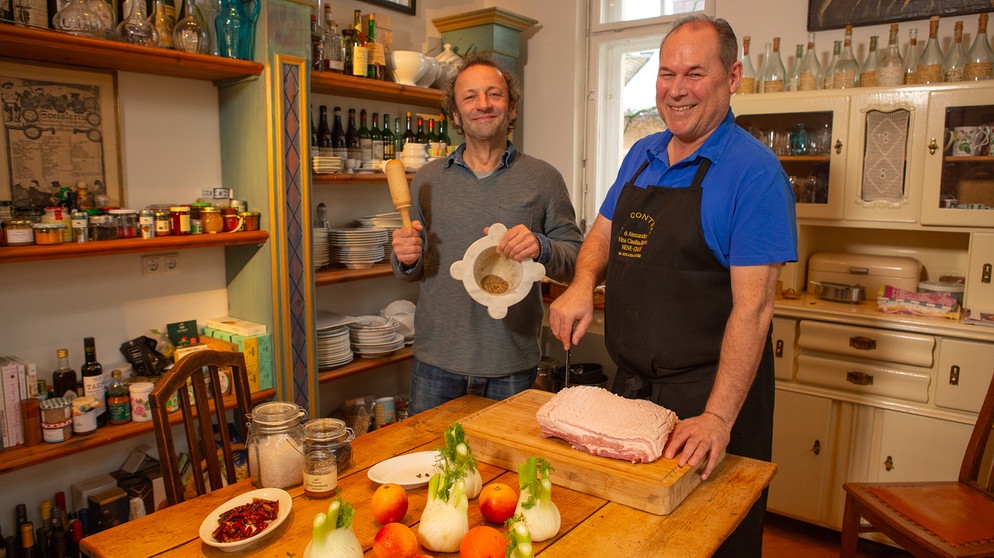 Schmidt Max und Otto Geisel kochen einen Sonntagsbraten | Bildquelle: André Goerschel