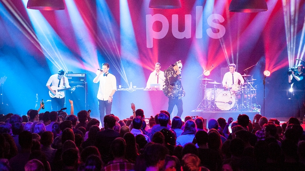 Teesy und Cro beim PULS Club Festival 2014 | Bildquelle: BR
