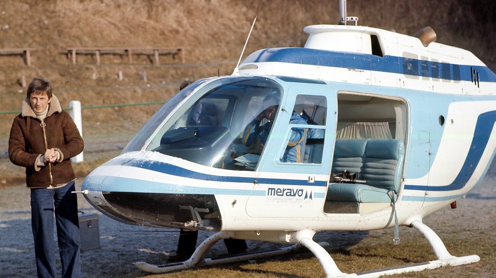 Der Hubschrauberpilot Hartmut Zimmer, der das Team des Bayerischen Rundfunks begleitete. | Bildquelle: BR/Hubertus Meckel