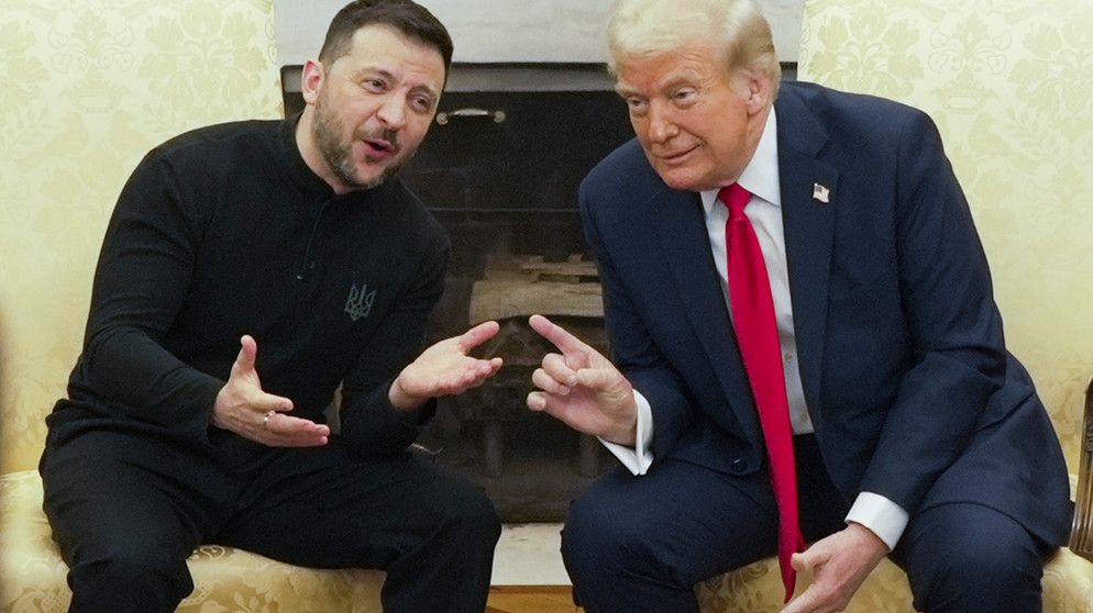 28.02.2025, USA, Washington: US-Präsident Donald Trump (r) trifft den ukrainischen Präsidenten Wolodymyr Selenskyj im Oval Office des Weißen Hauses. Foto: Mystyslav Chernov/AP/dpa +++ dpa-Bildfunk +++ | Bildquelle: dpa-Bildfunk/Mystyslav Chernov