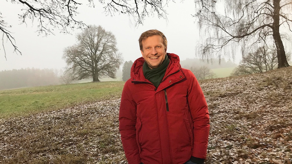 Moderator Florian Kienast. | Bildquelle: BR