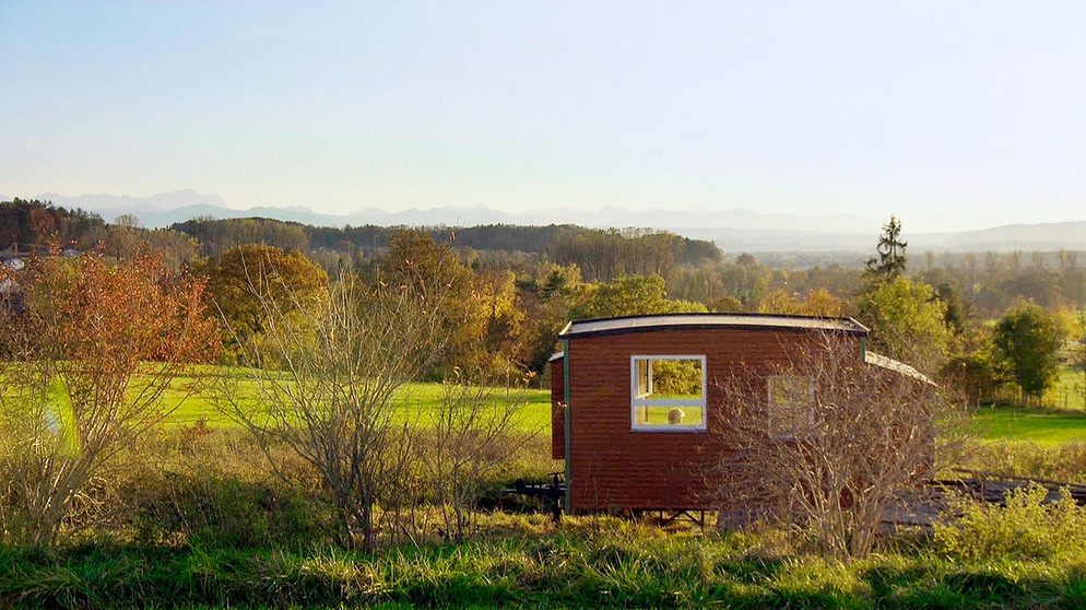 Reinhard Giebelhausens Tiny-House in Wielenbach bei Weilheim | Bildquelle: BR/Ralph Zipperlen