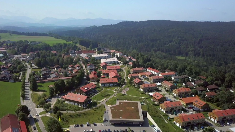 Unter unserem Himmel: Weyarns neue Ortsmitte | Bildquelle: BR/Kai Metzner