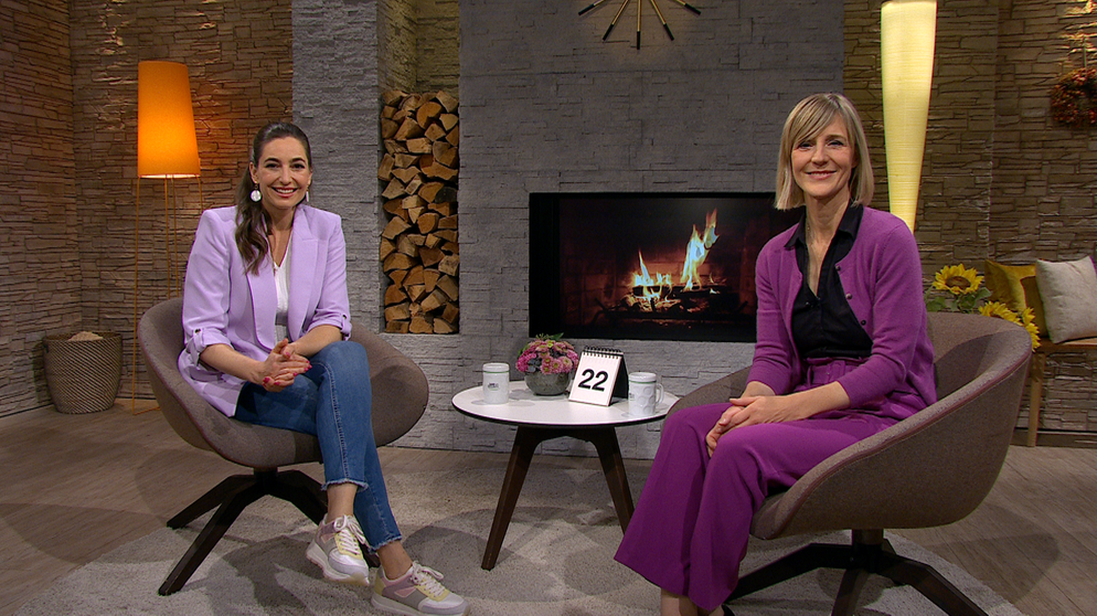 Moderatorin Andrea Lauterbach und Pfarrerin Dr. Stefanie Schardien | Bildquelle: BR