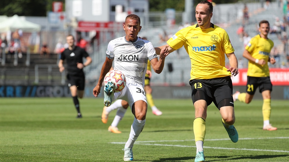Würzburger Kickers - SpVgg Bayreuth | Bildquelle: picture-alliance/dpa