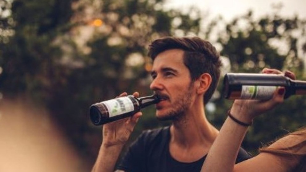 Zero Food Waste · Nachhaltiges Bier aus altem Brot | Bildquelle: HR