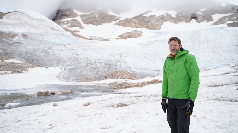 Michi Düchs auf dem Gletscher am Zugspitzplatt | Bildquelle: BR/Elena Blume