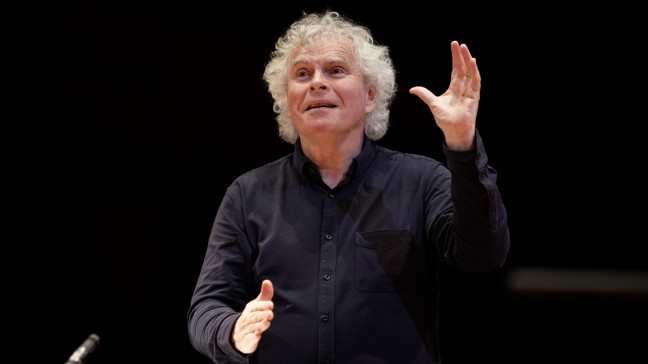 Sir Simon Rattle am Dirigentenpult | Bildquelle: BR/Astrid Ackermann