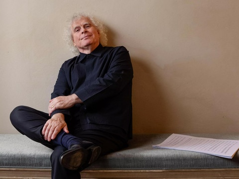 Dirigent Sir Simon Rattle | Bildquelle: Astrid Ackermann