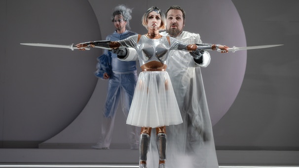 Szene aus "Così fan tutte" am Staatstheater Augsburg (März 2025) | Bild: Jan-Pieter Fuhr
