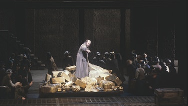 Wagner "Das Rheingold" - Bayreuther Festspiele "Jahrhundertring" 1976 - 1980, inszeniert von Patrice Chéreau | Bild: © Unitel