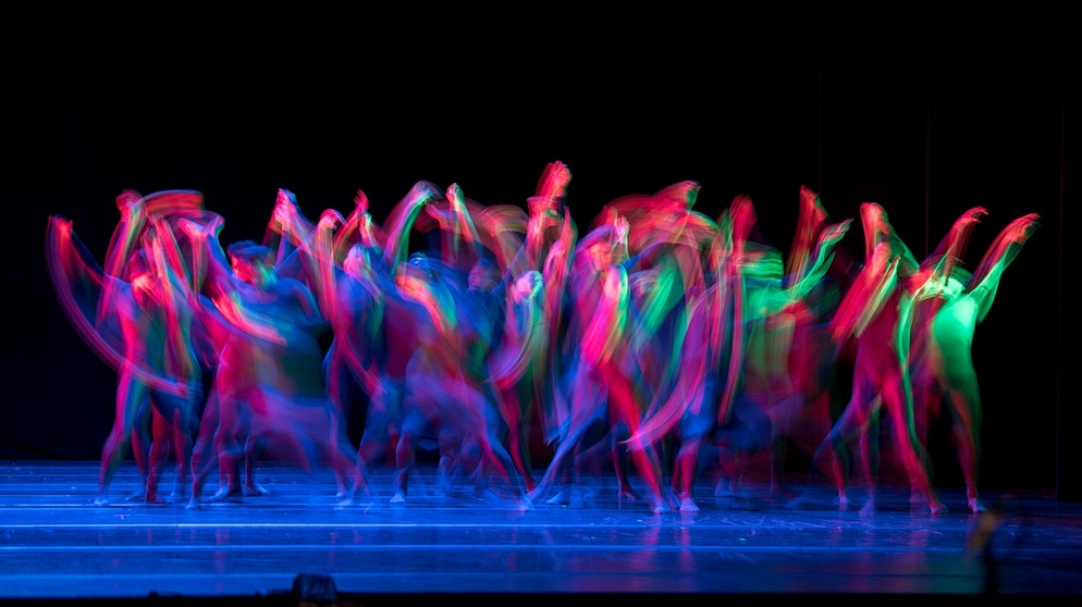 Szenenbild aus dem Ballett  "Dürer´s Dog" am Staatstheater Nürnberg | Bildquelle: © Jesús Vallinas