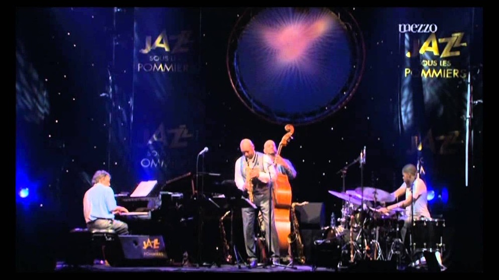 Branford Marsalis Quartet - The Last Goodbye - Jazz sous les Pommiers 2009 | Bildquelle: Michele Galmozzi (via YouTube)