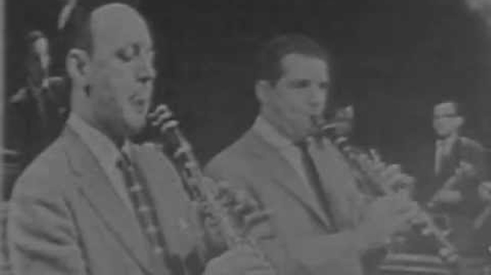 1958-10-2 Art Ford-6: Rolf Kuhn + Bob McGarry - Bei Mir Bist Du Schön | Bildquelle: hoffmannjazz (via YouTube)