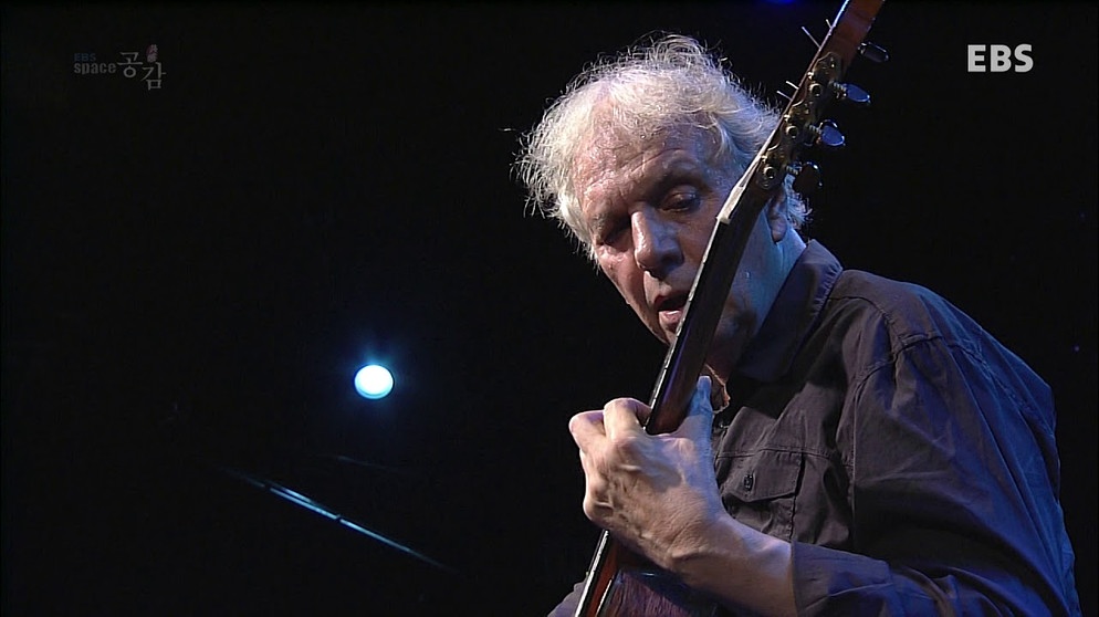 Ralph Towner - Anthem~Nardis(Live in Korea) | Bildquelle: 550531 (via YouTube)