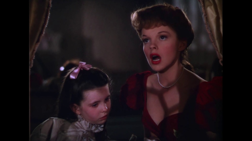 Judy Garland "Have Yourself a Merry Little Christmas" HD Remastered | Bildquelle: Paul Middleton (via YouTube)