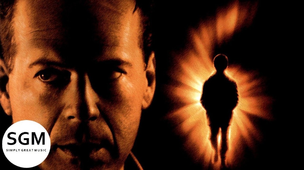 01. Run To The Church (The Sixth Sense Soundtrack) | Bildquelle: Simply Great Music (via YouTube)