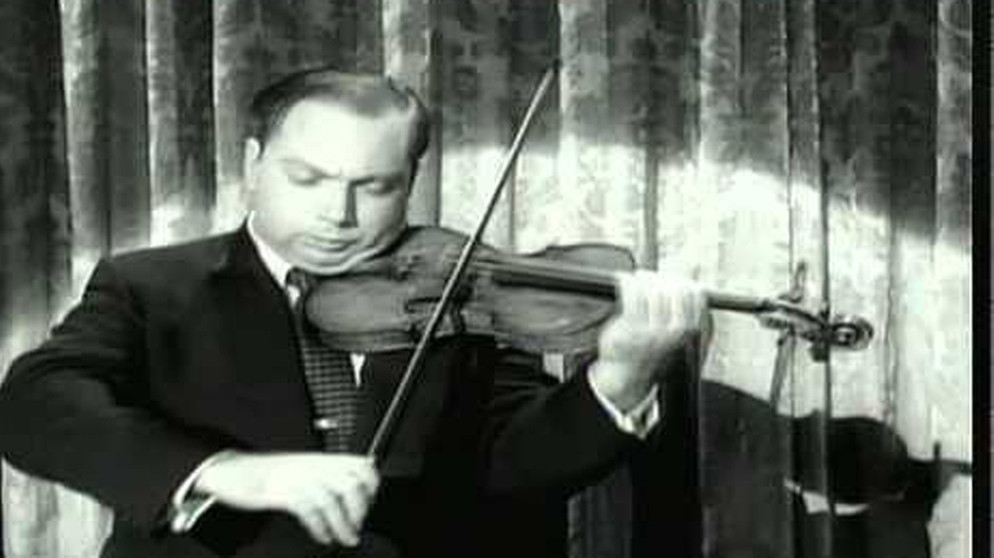 The Jack Benny Program - "Issac Stern Boosts Jack's Morale" - Part 3 | Bildquelle: Charles Bradley II (via YouTube)