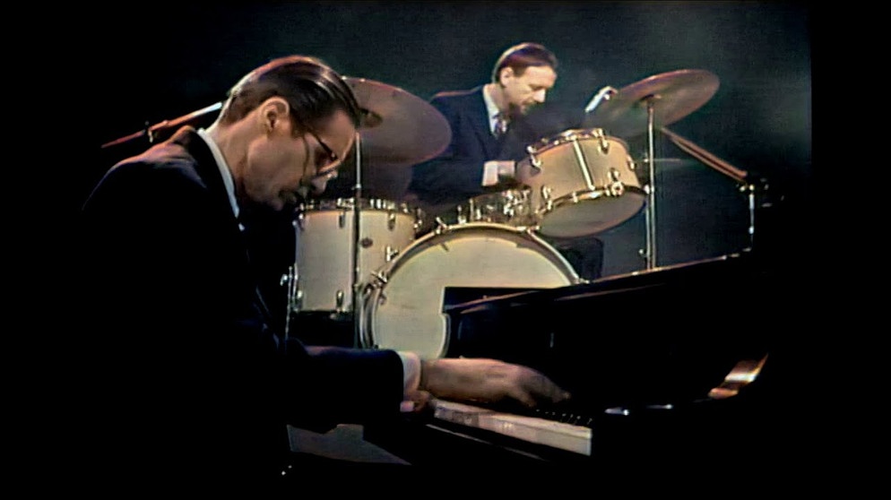 Bill Evans Trio, BBC studio, London, March 19th, 1965 (colorized) | Bildquelle: ebjazz93 (via YouTube)