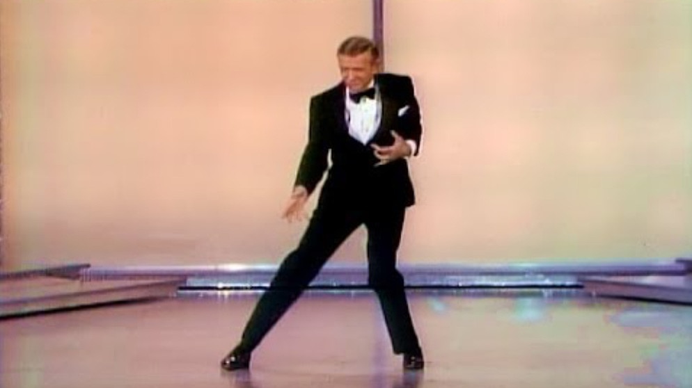 Fred Astaire Cuts Loose: 1970 Oscars | Bildquelle: Oscars (via YouTube)