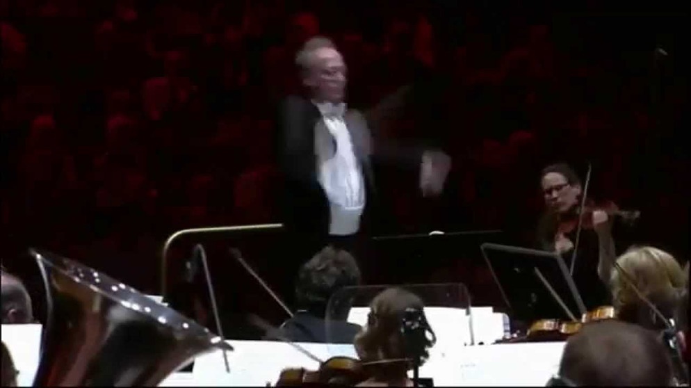 Dvorák - Symphony No 8 in G major, Op 88 - Krivine | Bildquelle: Classical Vault 1 (via YouTube)