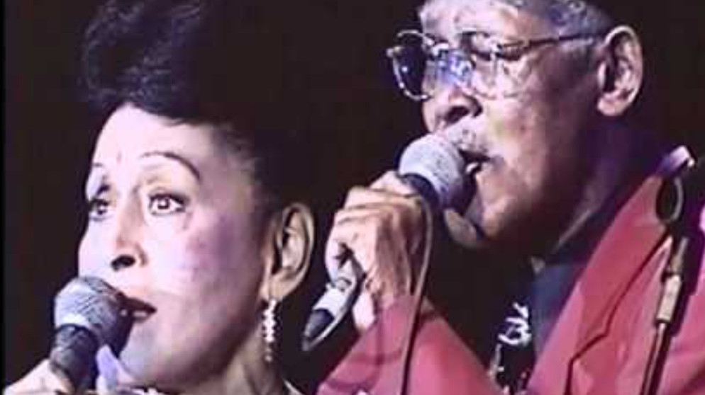 Ibrahim Ferrer e Omara Portuondo - Silencio - Heineken Concerts 99 | Bildquelle: chicooceano (via YouTube)