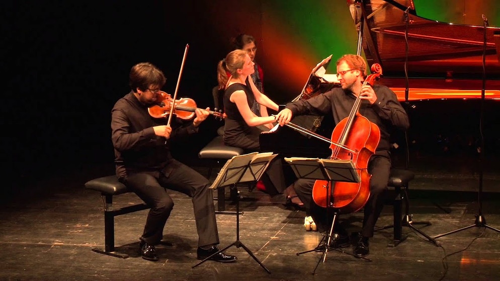 Germaine Tailleferre: Piano Trio - Morgenstern Trio | Bildquelle: hmtRostock (via YouTube)