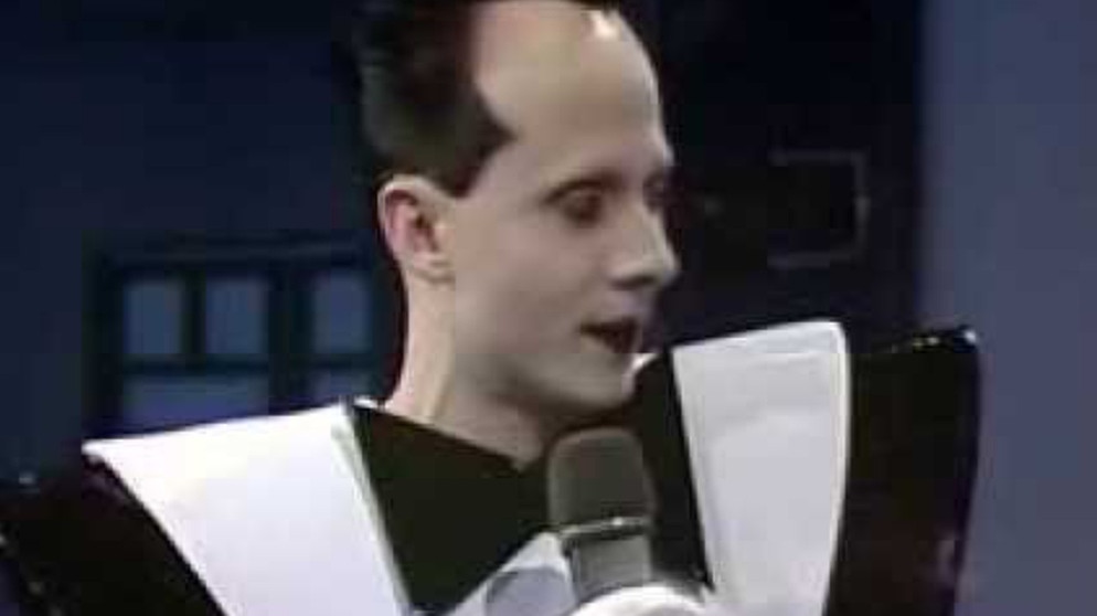 Klaus Nomi interview + Total Eclipse on German TV | Bildquelle: JG (via YouTube)