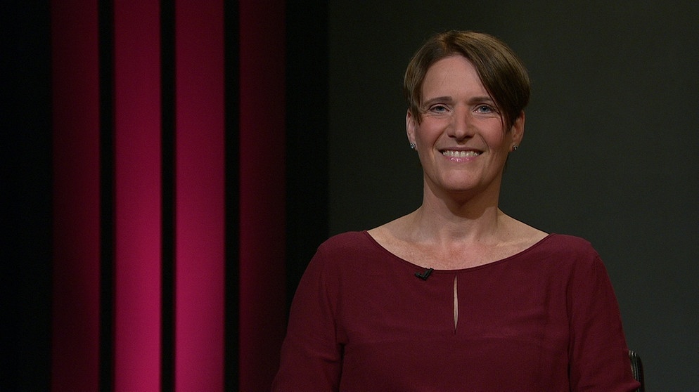 Markus Kampp im Gespräch mit Kristina Vaillant (Journalistin und Buchautorin). | Bildquelle: BR