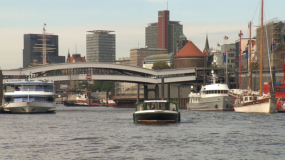 Hafenschiffer | Bildquelle: BR