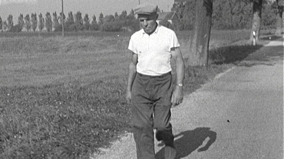 Herr Vogl auf dem Weg zur Wiesn (1960) | Bildquelle: BR